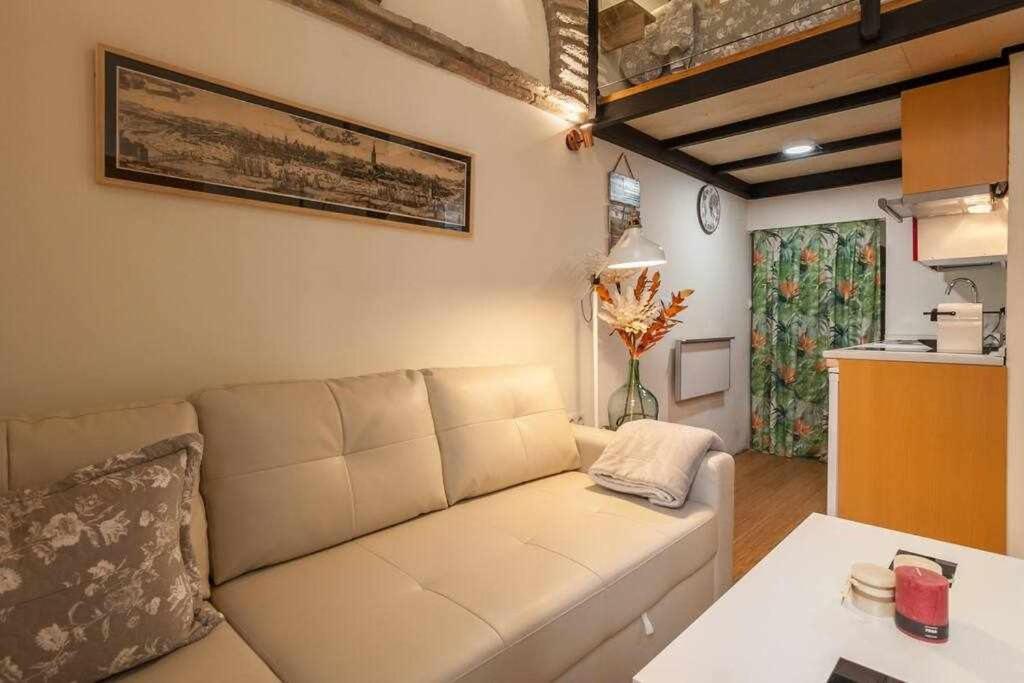 Monkeys Apartments El Arenal Santas Patronas Seville Exterior photo